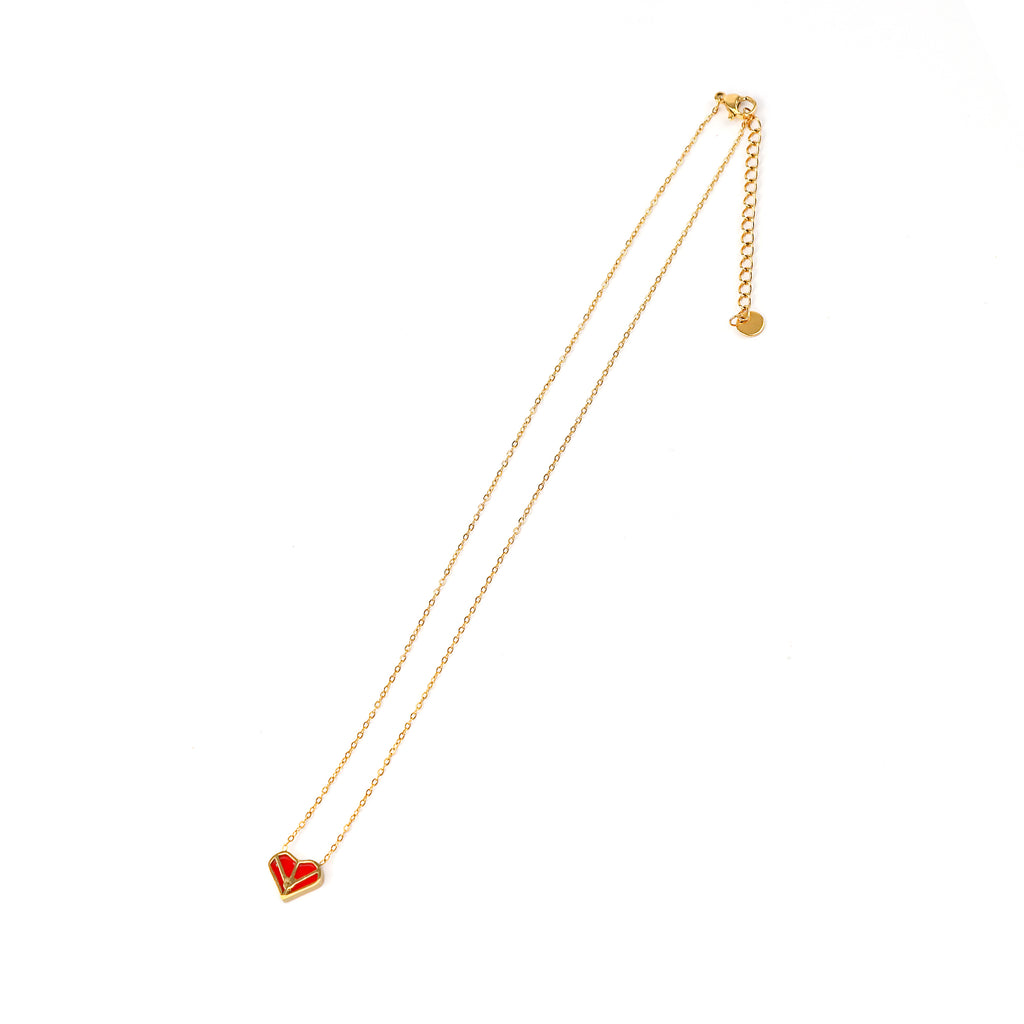 1 Count Gold-Tone Stainless Steel Heart Pendant Necklace with Patterned Design, pairs nicely with fancy ensembles and daily outfits