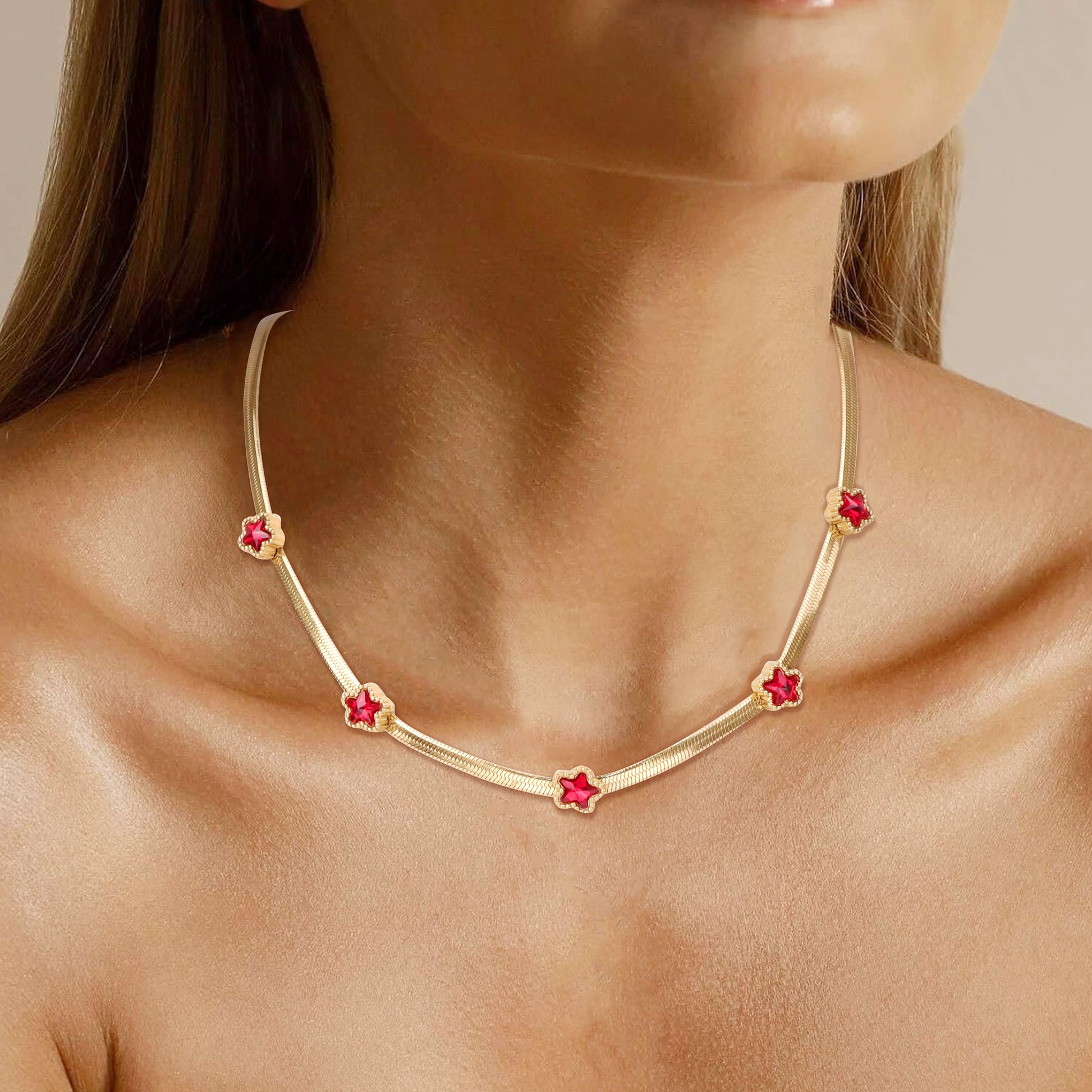 1 Count Stainless Steel Gold Pendant，Plated Curved Earrings with Exquisite Gem ，Embellished Floral Design